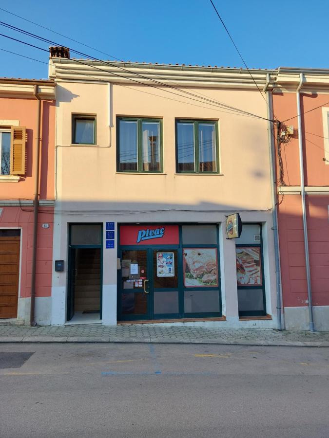 Room And Apartments Antea Rovinj Exterior foto